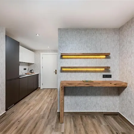 Absolute @ Elite Admiral Residences